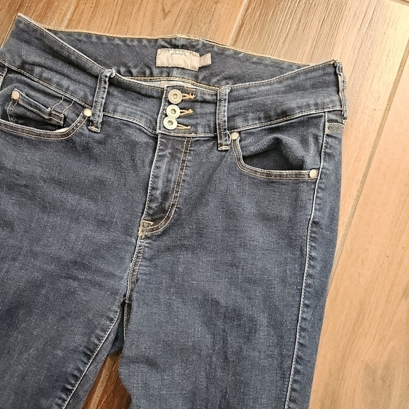 Torrid Button Fly Dark Wash Denim Blue High Waisted Jegging 10R Rinse Jeans - Picture 4 of 12
